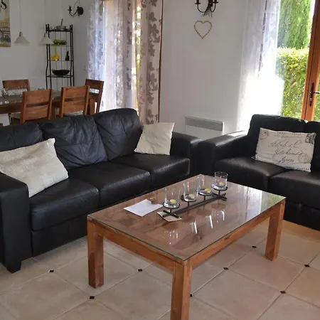 Ferienhaus Cap Lardier Дом отдыха